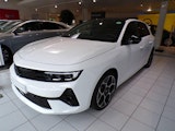 First vehicle image