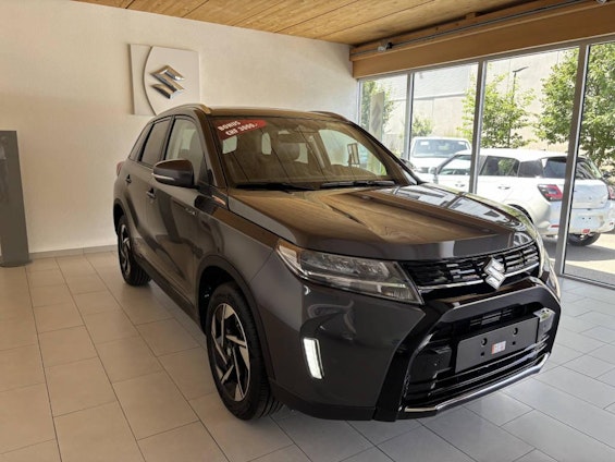 First vehicle image