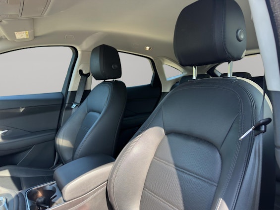 Vehicle image 2 Vehicle image 2