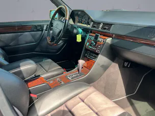 Mercedes-Benz E-Klasse W124 E 500