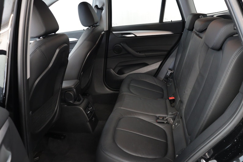 Vehicle image BMW X1