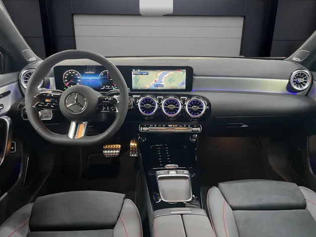 Mercedes-Benz A 250 e EQ Star AMG Line