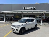 First vehicle image