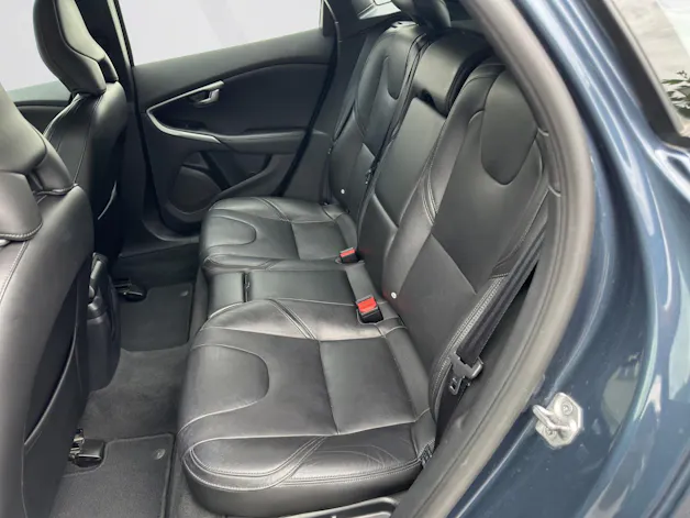 Volvo V40 2.0 D3 Momentum S/S