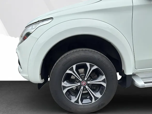 Fiat Fullback DKab. Pick-up 2.4 HDi Base