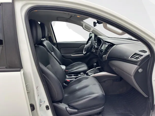 Fiat Fullback DKab. Pick-up 2.4 HDi Base