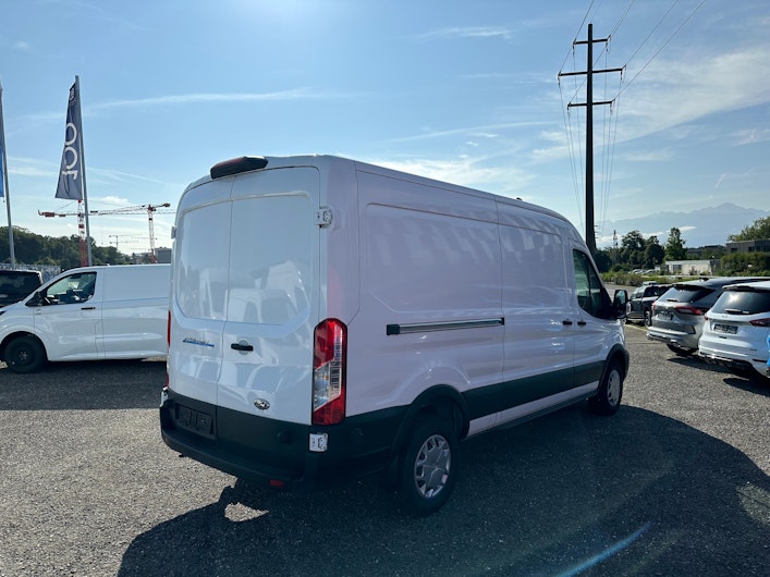 Vehicle image FORD E-TRANSIT