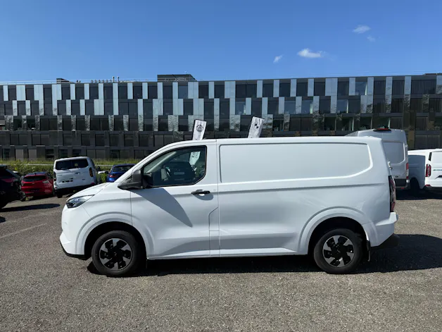 Ford E-Transit C Van 320 L1 Trend