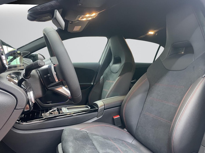 Vehicle image MERCEDES-BENZ A 250