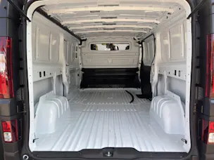 Nissan Primastar Kaw. 3.0 t L2 H1 2.0