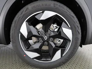 Renault Captur 1.6 E-Tech techno