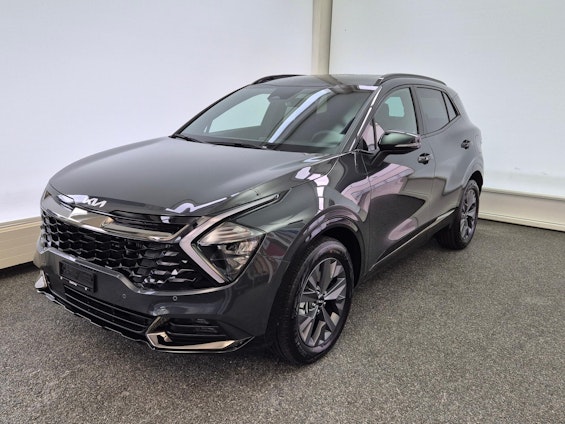 First vehicle image