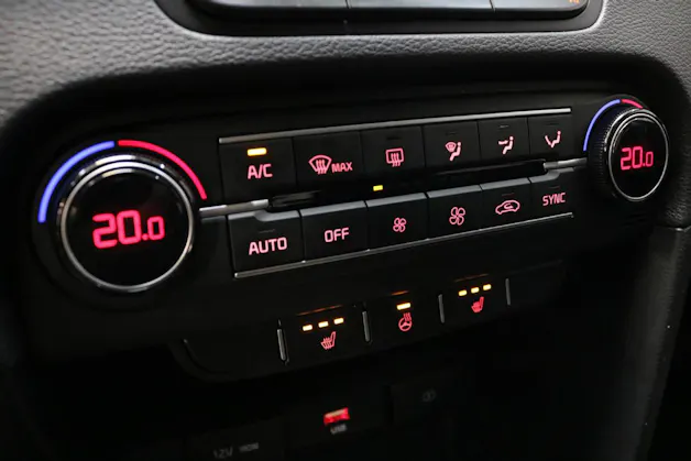 Kia Ceed 1.6 CRDi MHEV Power