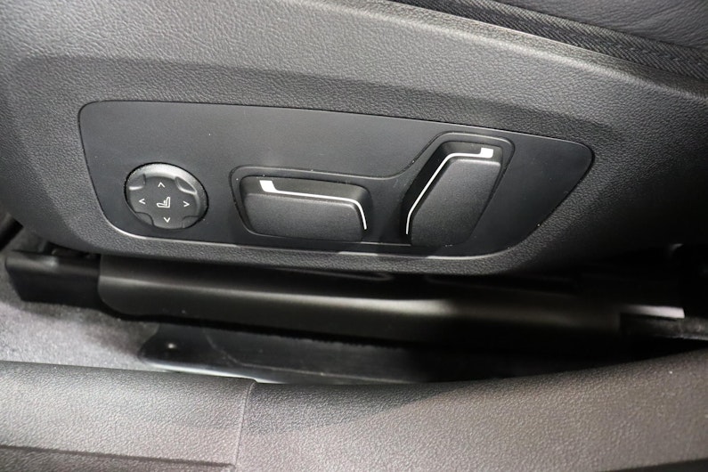 Vehicle image BMW 3 SERIES