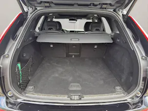 Volvo XC60 B6 B AWD R-Design