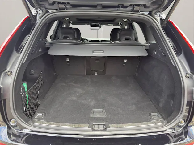 Volvo XC60 B6 B AWD R-Design