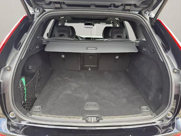 Volvo XC60 B6 B AWD R-Design