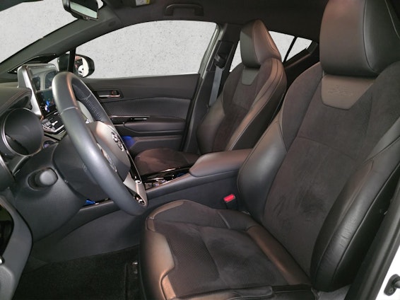 Vehicle image 10 Vehicle image 10