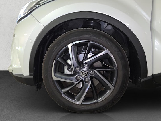 Vehicle image 13 Vehicle image 13