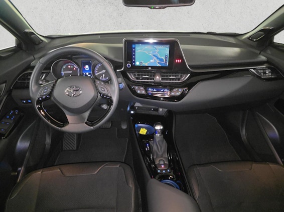 Vehicle image 8