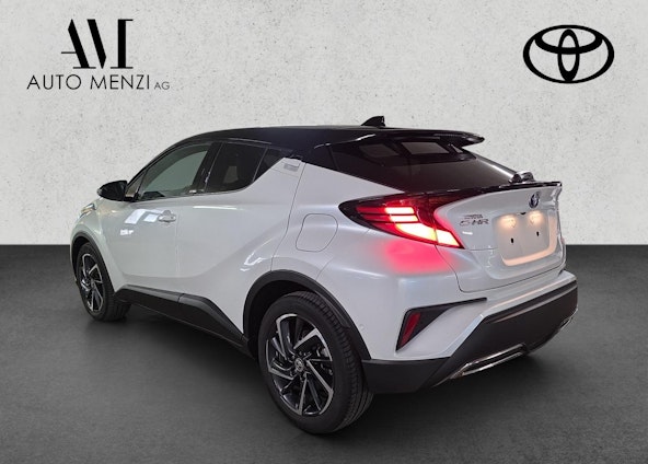 Vehicle image 4 Vehicle image 4