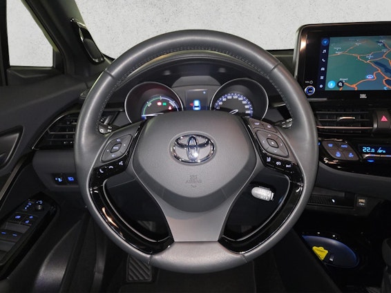 Vehicle image 9 Vehicle image 9