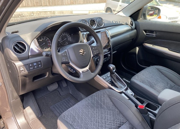 Vehicle image 5 Vehicle image 5