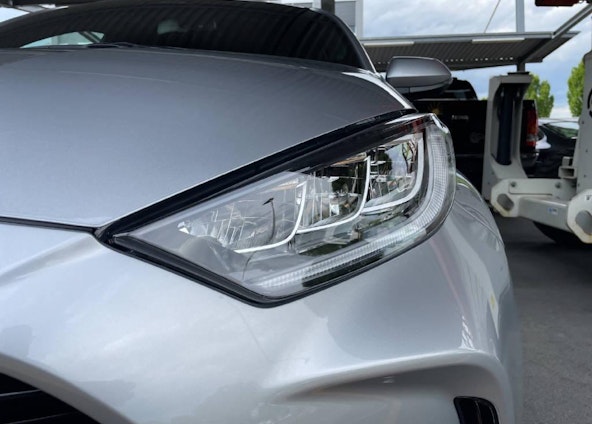 Vehicle image 8 Vehicle image 8