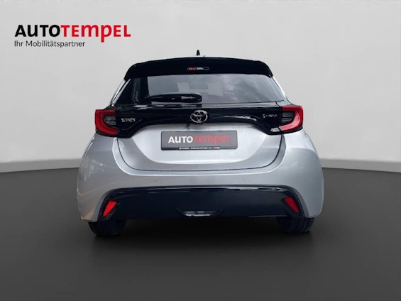 Vehicle image 6 Vehicle image 6