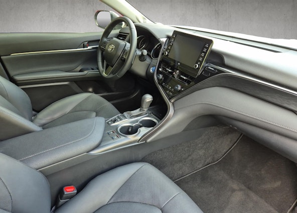 Vehicle image 10 Vehicle image 10