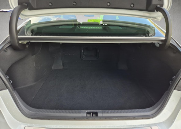 Vehicle image 13 Vehicle image 13