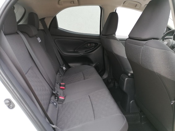 Vehicle image 7