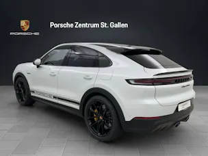 Porsche Cayenne Turbo E-Hybrid Coupé mit GT-Paket