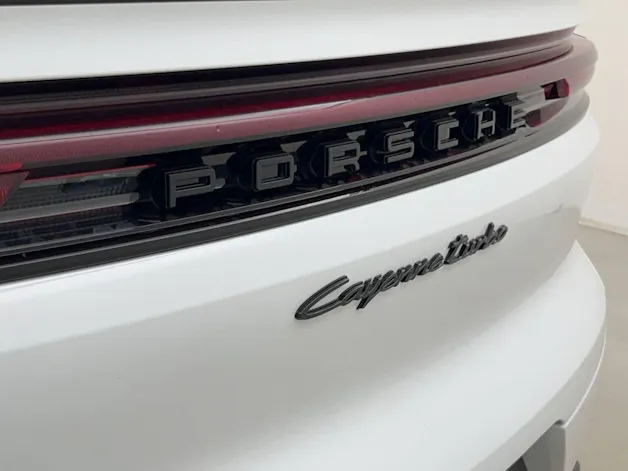 Porsche Cayenne Turbo E-Hybrid Coupé mit GT-Paket