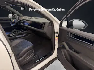 Porsche Cayenne Turbo E-Hybrid Coupé mit GT-Paket