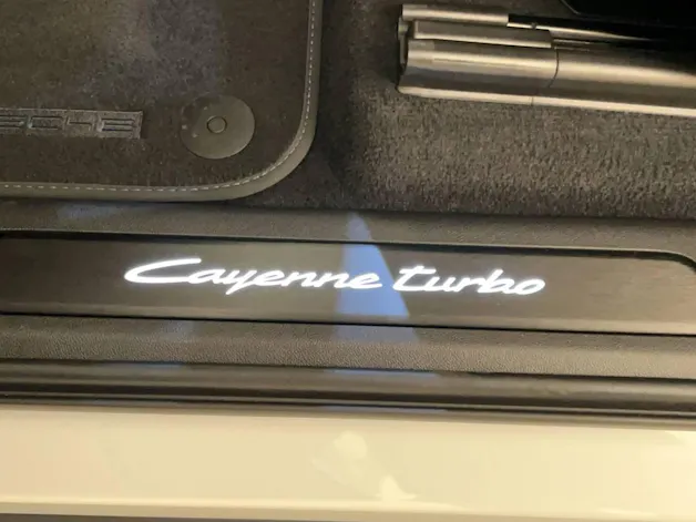 Porsche Cayenne Turbo E-Hybrid Coupé mit GT-Paket