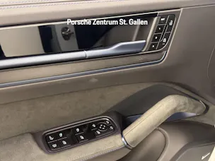 Porsche Cayenne Turbo E-Hybrid Coupé mit GT-Paket