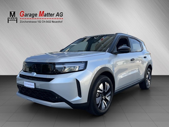 First vehicle image