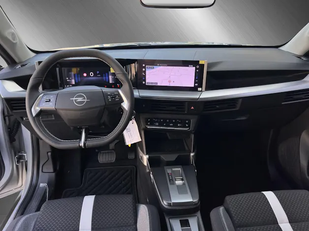 Opel Frontera 1.2 T MHEV 145 GS