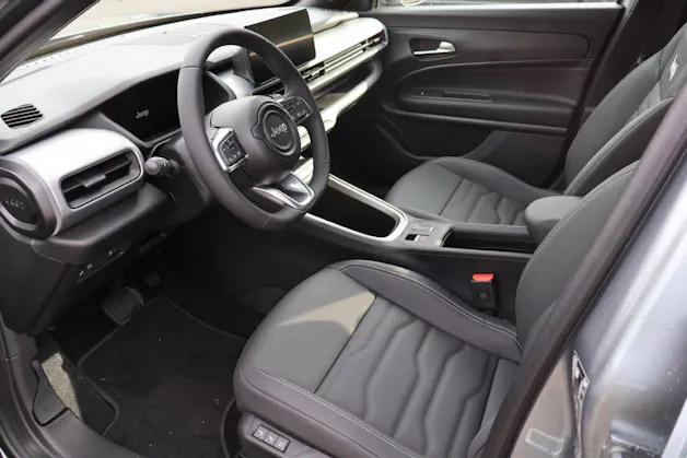 Jeep Avenger 1.2 MHEV Overland 4xe