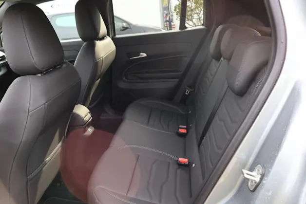 Jeep Avenger 1.2 MHEV Overland 4xe