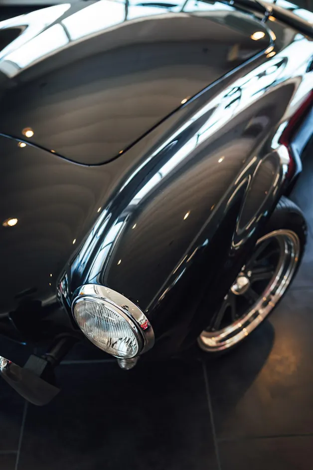 AC Cobra Aurora GRX 5.0 V8