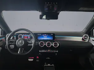 Mercedes-Benz A 250 AMG Line 4m
