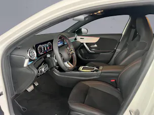 Mercedes-Benz A 250 AMG Line 4m