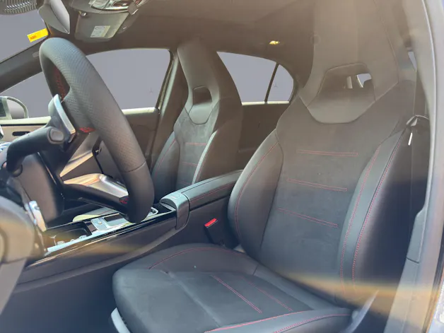 Mercedes-Benz A 250 AMG Line 4m