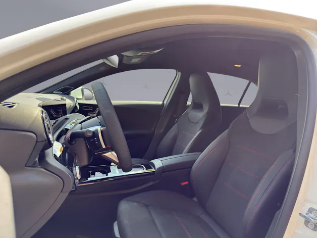 Mercedes-Benz A 250 AMG Line 4m