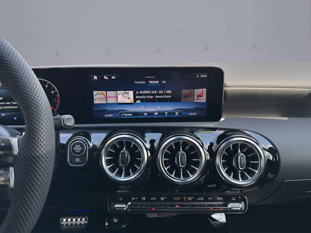 Mercedes-Benz A 250 AMG Line 4m