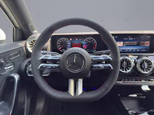 Mercedes-Benz A 250 AMG Line 4m