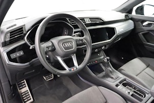 Vehicle image AUDI Q3 Sportback 2.0 45 TFSI S line quattro S-Tronic