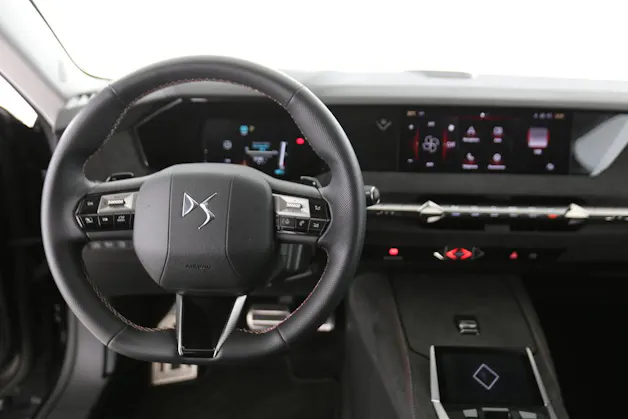 DS Automobiles 4 1.6 E-Tense Ligne Noire